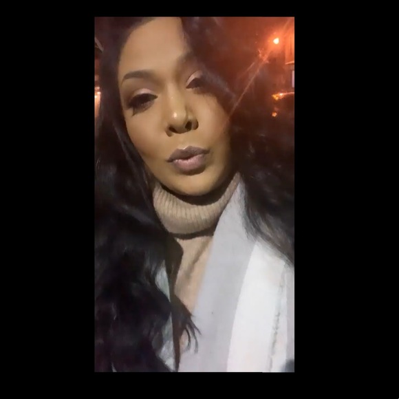 Meet your Posher, Kayla - Picture 2 of 2